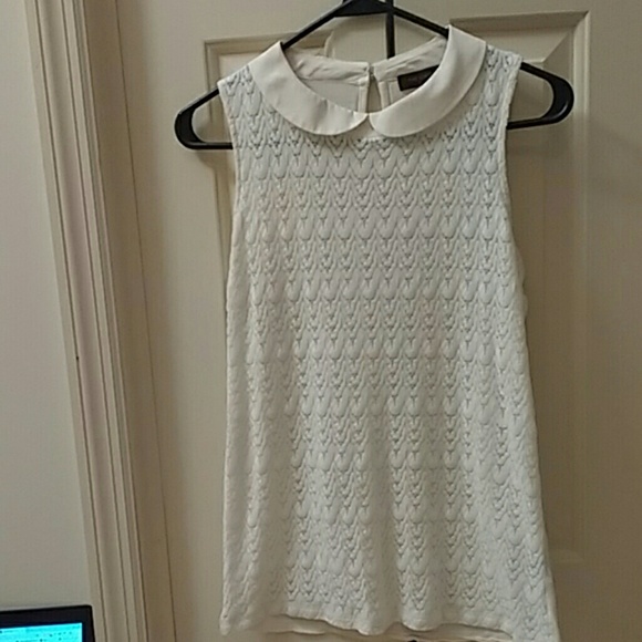 The Limited cream color sleeveless shirt - Picture 1 of 6